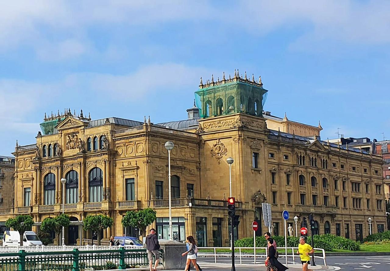 Pension Nuevas Artes San Sebastián Exteriör bild